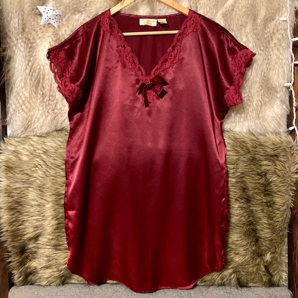 Victoria's Secret Other - Vintage Victoria’s Secret Slip Chemise Dress Victoria's Secret Other - Vintage Victoria’s Secret Slip Chemise Dress